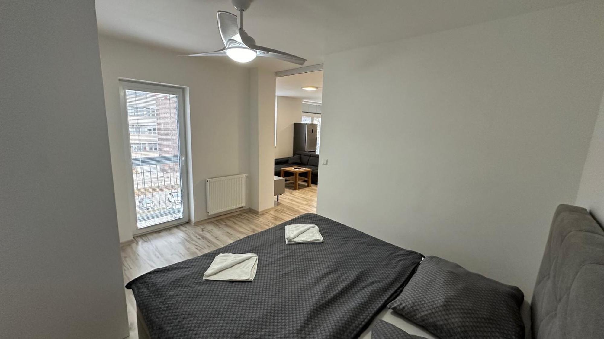 2 Room Apartment With Balcony Liptovsky Mikulas Ngoại thất bức ảnh