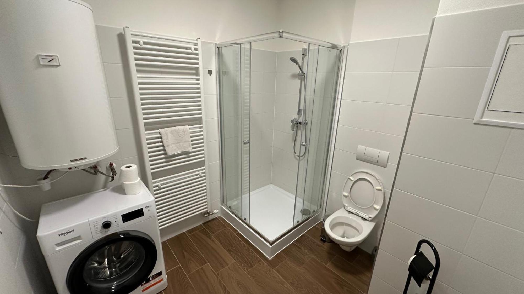 2 Room Apartment With Balcony Liptovsky Mikulas Ngoại thất bức ảnh